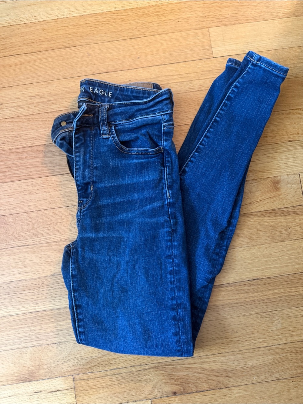 American Eagle Outfitters Indigo High-Rise Skinny Jeans